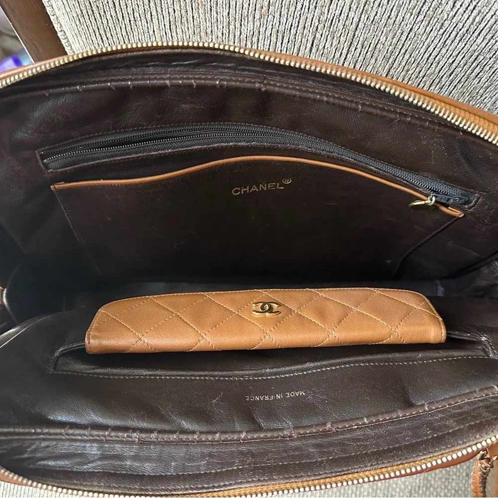 Vintage Chanel large camera bag style/Tote